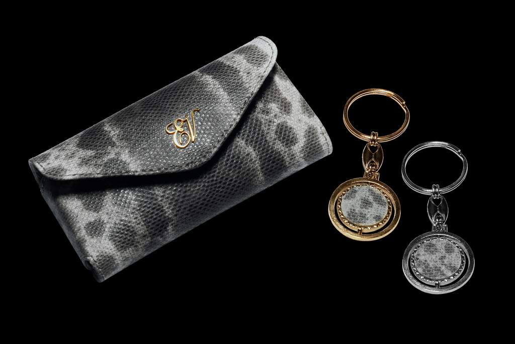 Louis Vuitton folio case Cases, Covers & Skins